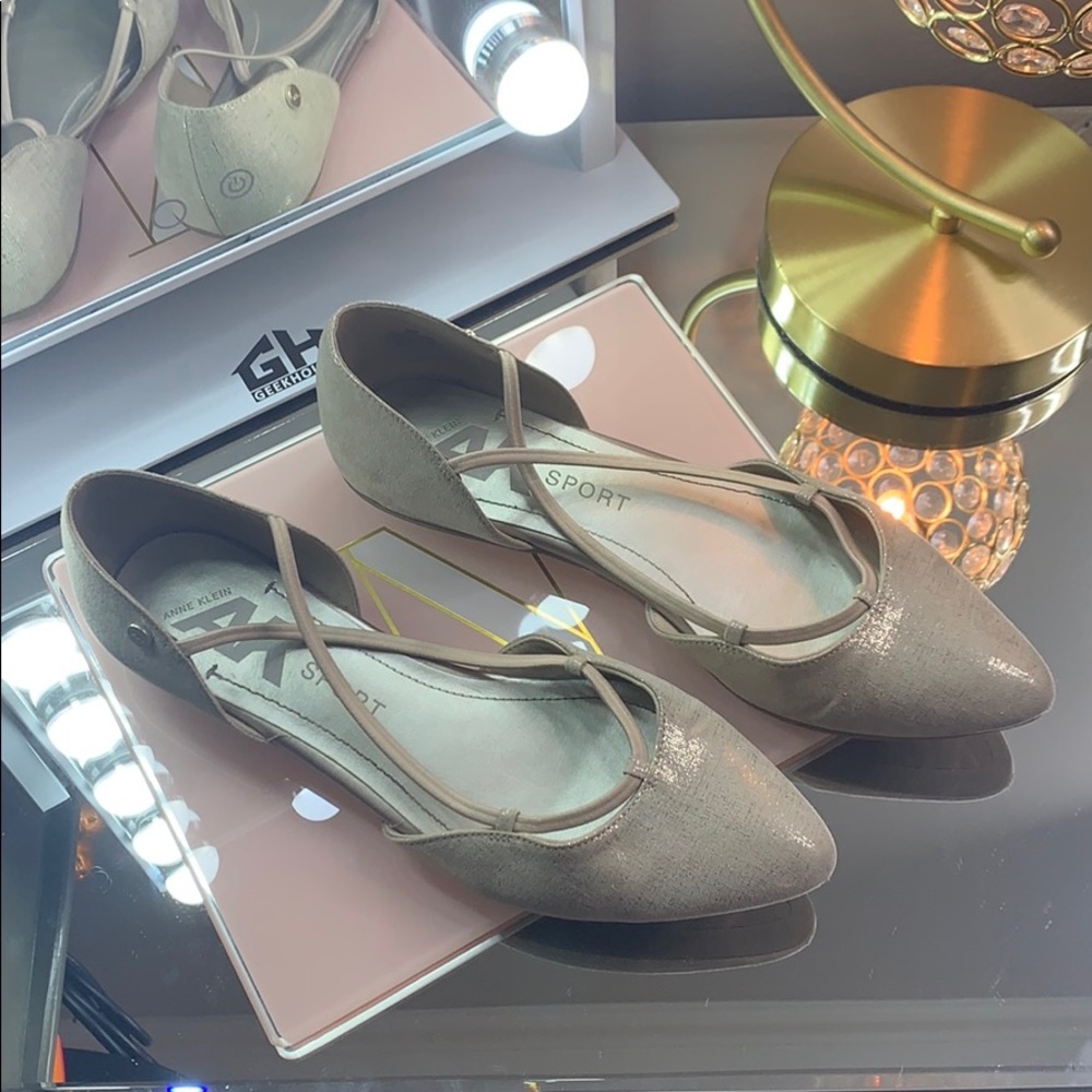❤️Champagne Ballet Flats